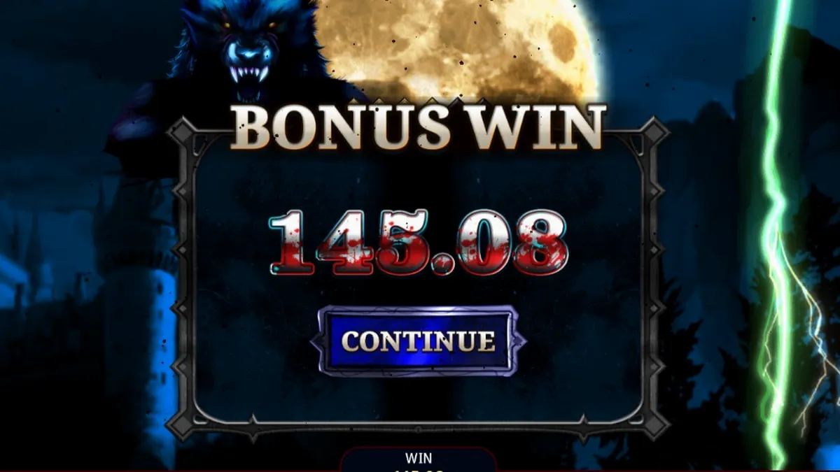 Tampilan visual slot Fang & Fortune dengan tema pertarungan vampir dan manusia serigala